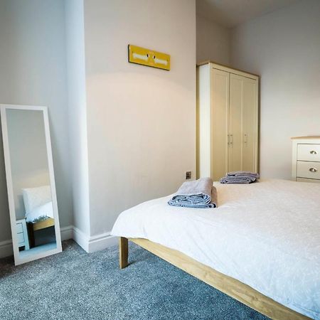 Spacious, Modern 4 Bed House Close To City Centre Chester Eksteriør bilde
