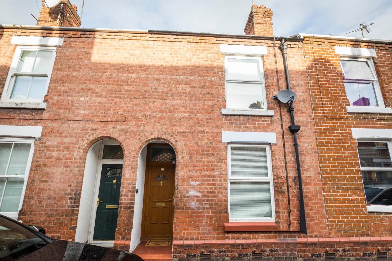 Spacious, Modern 4 Bed House Close To City Centre Chester Eksteriør bilde